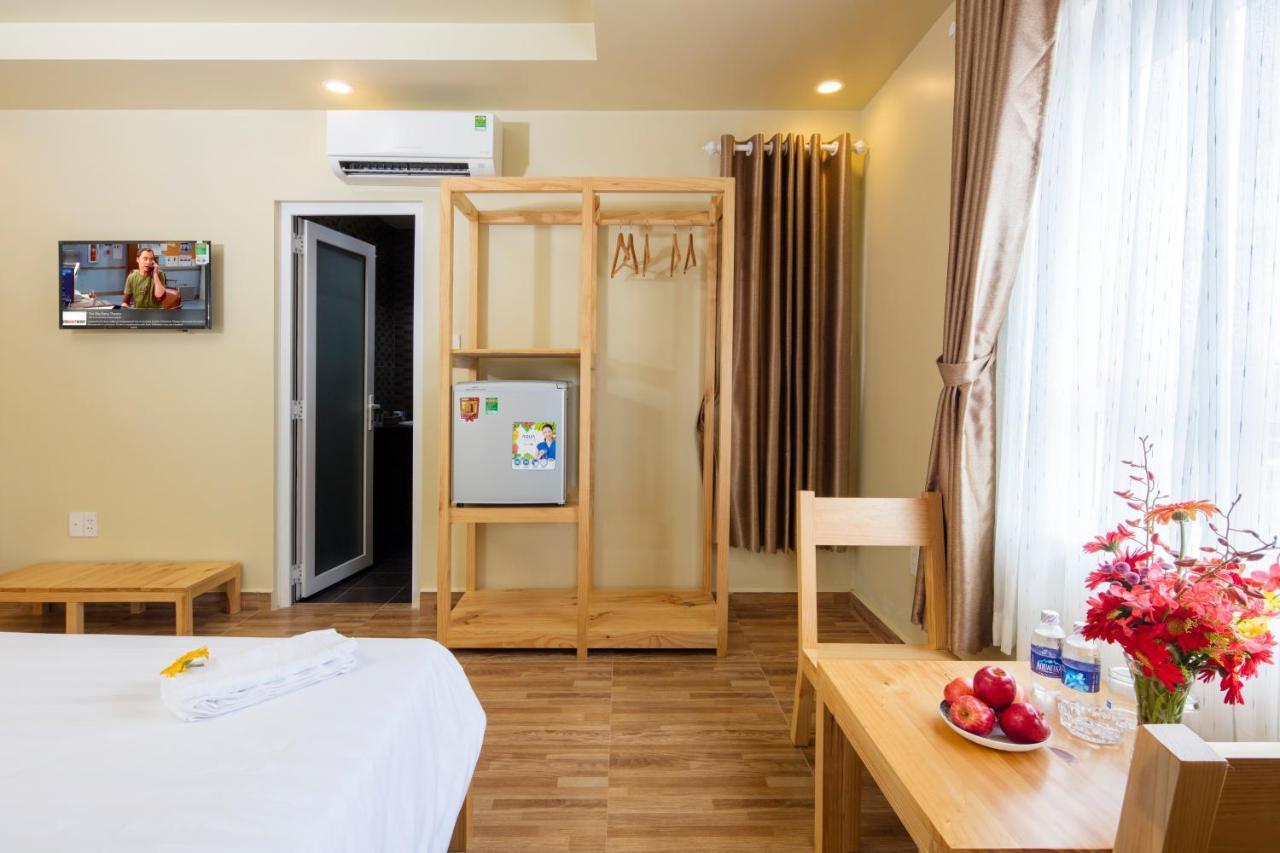 Lucky Phu Quoc Hotel Exterior photo